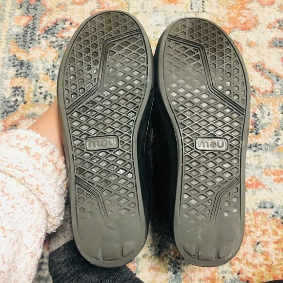 MOU Black Leather Shearling Sherpa Short Ankle Studded Boots Women's 7 to 7.5 - Picture 11 of 13